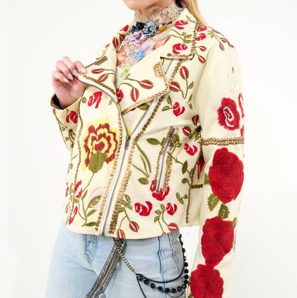 Floral Embroidered Women's Jacket - Picture 2 of 4